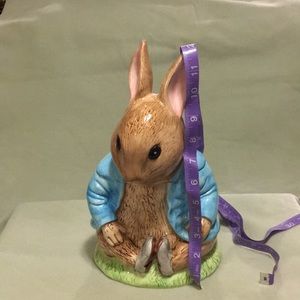 Vintage Petter Rabbit cookie jar collectable rare